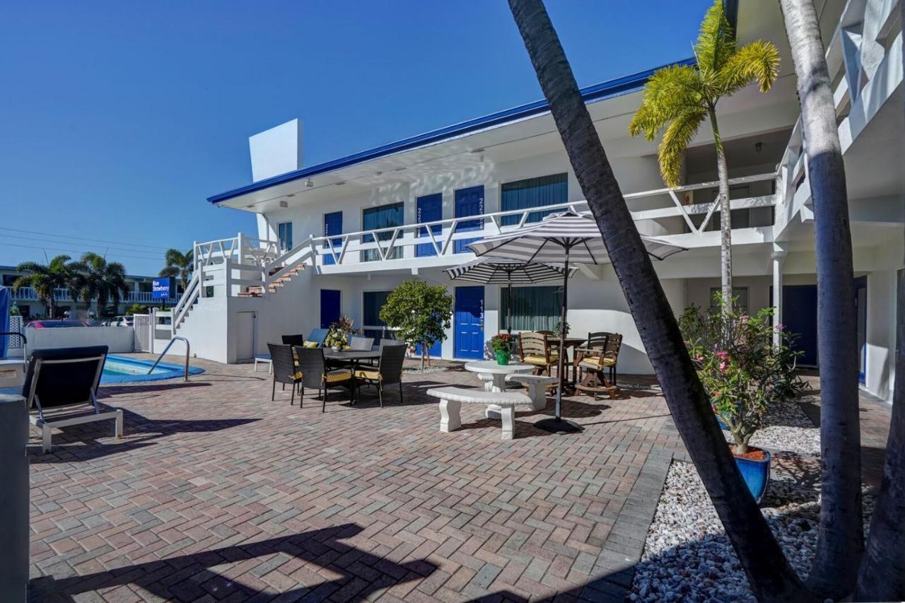 Blue Strawberry By The Sea Hotel Fort Lauderdale Exterior photo